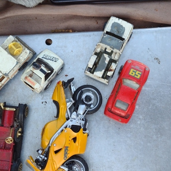 Assorted Toy Vehicle Set - Picture 3 of 7